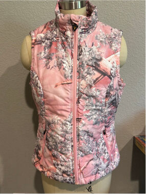 Women's King's Shadow Camo Vest M Pink Gray Camouflage Puffer